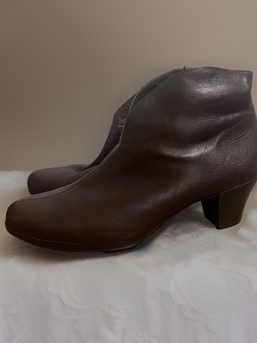9.5 Chocolate Brown Leather Ankle Boot with Inside Zip